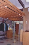 midcentury_modern_indoor_ceiling_slats