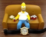 homer_watch_case_couch_simpsons