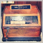 Original_organ_grinder_music_box