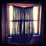 drapes_in_cabin