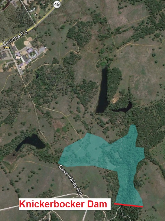 A dam on Knickerbocker Creek in the Auburn SRA at elevation 1390 feet would create a reservoir approximately the area outlined in blue in the image.
