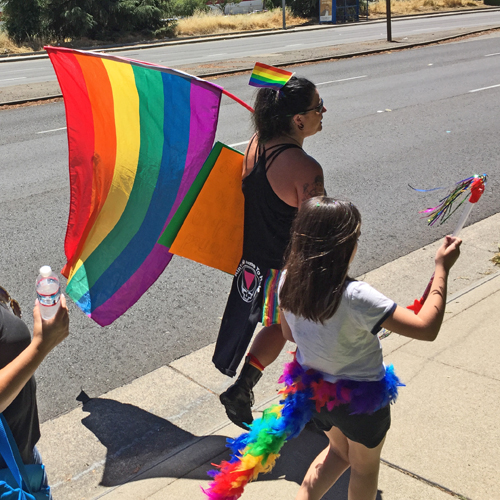 Rainbow_flag_family_Verity_Baptist_church_protest_Sacramento